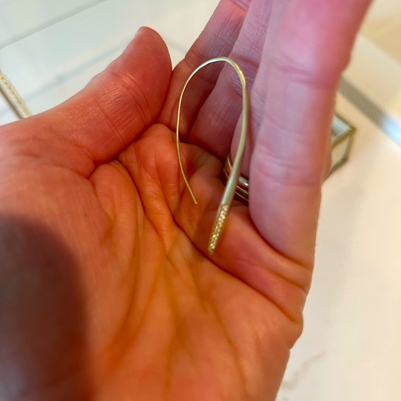 Muted gold Kendra Scott hoop earrings - Picture 2 of 2